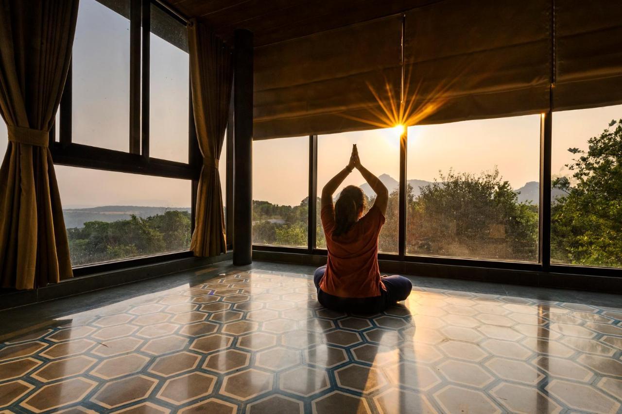 Saffronstays Falcon Hill, Lonavala - Luxury Villa With Infinity Pool Near Lion'S Point Eksteriør bilde