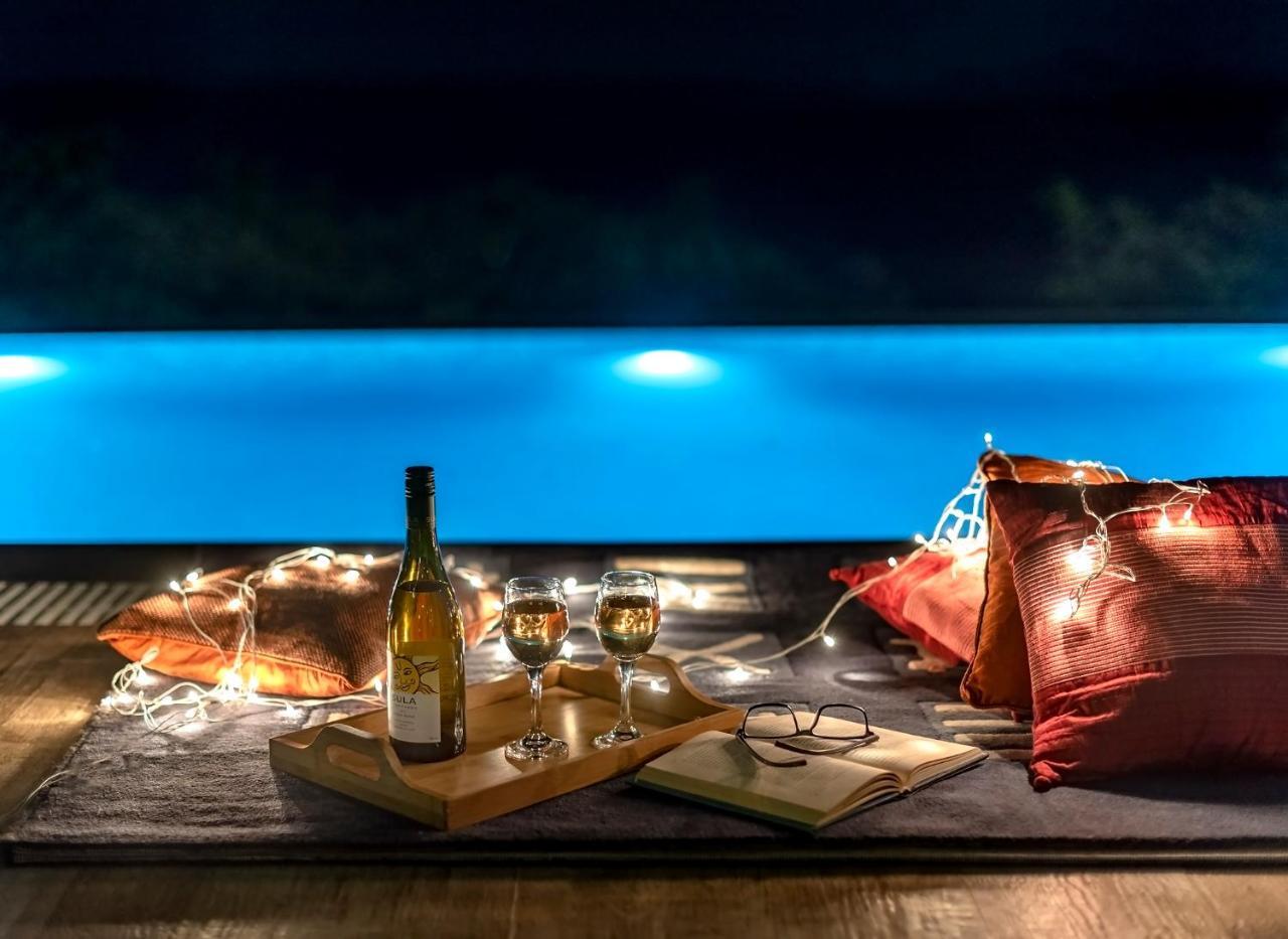 Saffronstays Falcon Hill, Lonavala - Luxury Villa With Infinity Pool Near Lion'S Point Eksteriør bilde